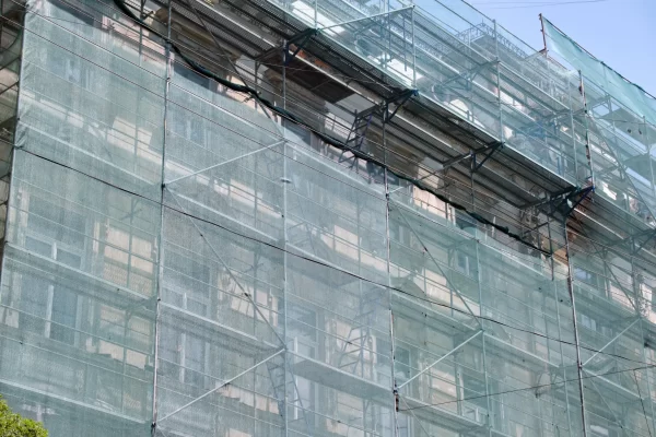 building-facade-under-renovation-works-with-constr-2023-05-31-20-40-53-utc